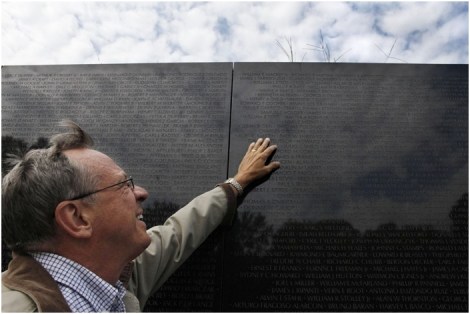 09-09-2009_Jan Scruggs_TheWall